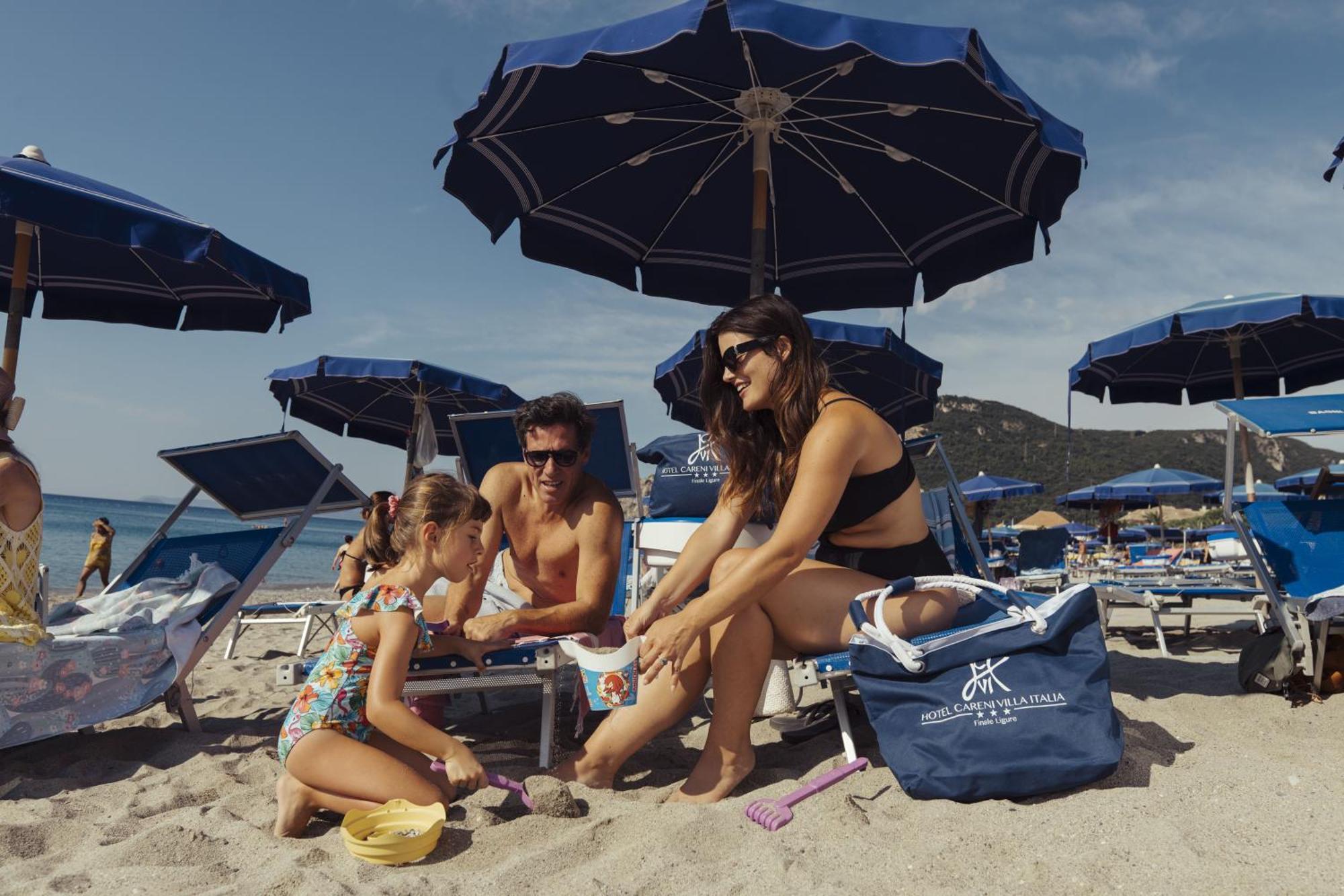 Hotel Garibaldi Finale Ligure Kültér fotó